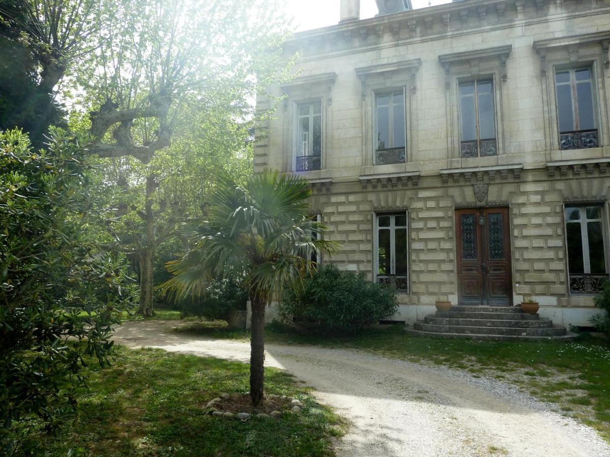 Les Palmiers Bed & Breakfast Mauves Bagian luar foto